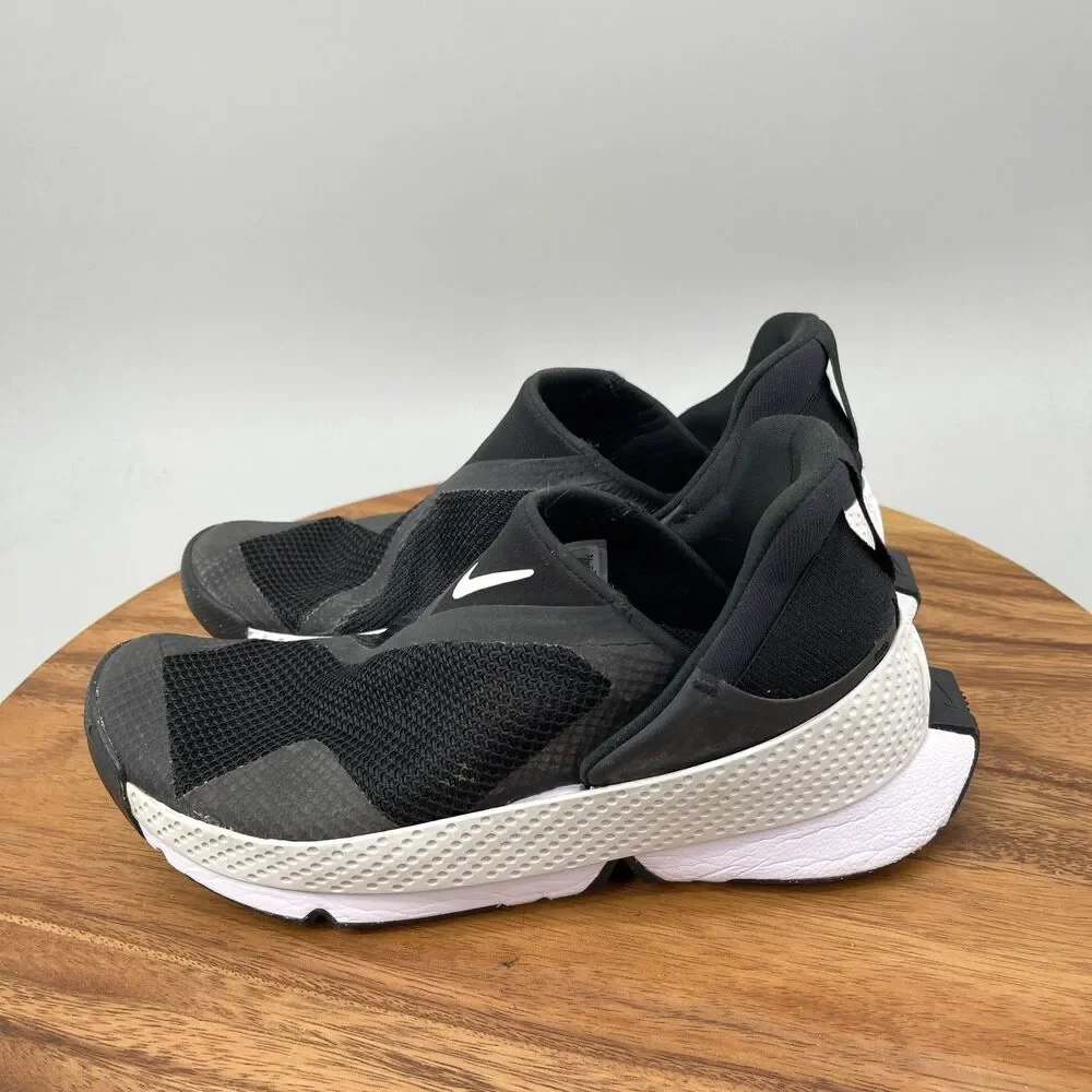 Nike Go Flyease Low Shoes Womens Size 8.5 Black Running Training Comfort Walking